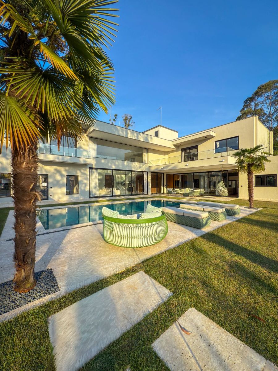 Casa Alto Padr�o - Venda - S�o Paulo II - Cotia - SP