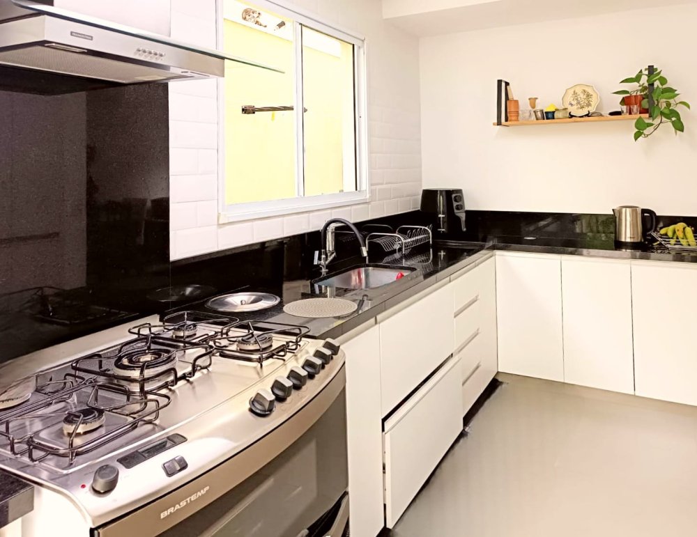 Casa em Condomínio - Venda - Jardim Petrópolis - Cotia - SP
