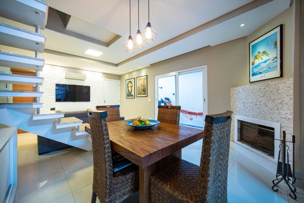 Casa em Condomínio - Venda - Chácara Pavoeiro - Cotia - SP