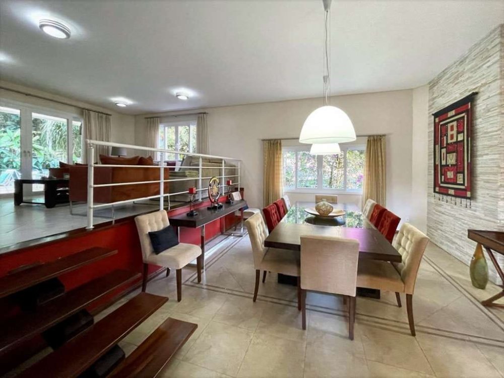 Casa Alto Padr�o - Venda - Condominio Forest Hills - Jandira - SP