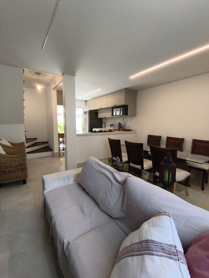 Casa em Condom�nio - Venda - Jardim Pioneiro - Cotia - SP