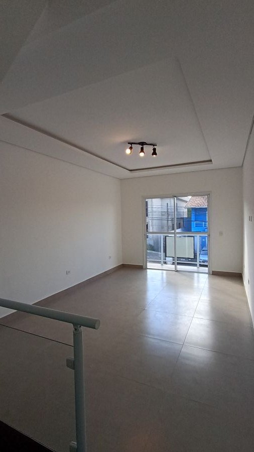 Casa em Condomínio - Aluguel - Jardim Rio das Pedras - Cotia - SP