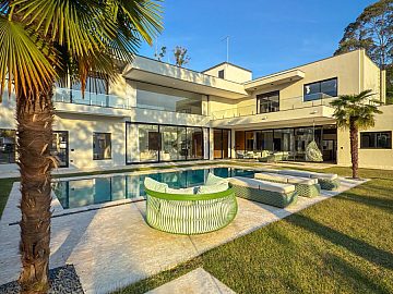 CASA ALTO PADR�O - COND. S�O PAULO II